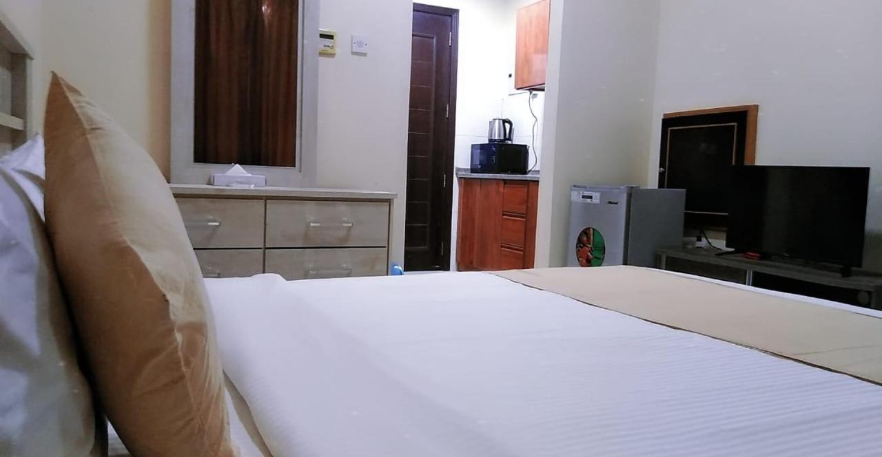 Al Khaleej Plaza Furnished Apartments Llc Acman Dış mekan fotoğraf