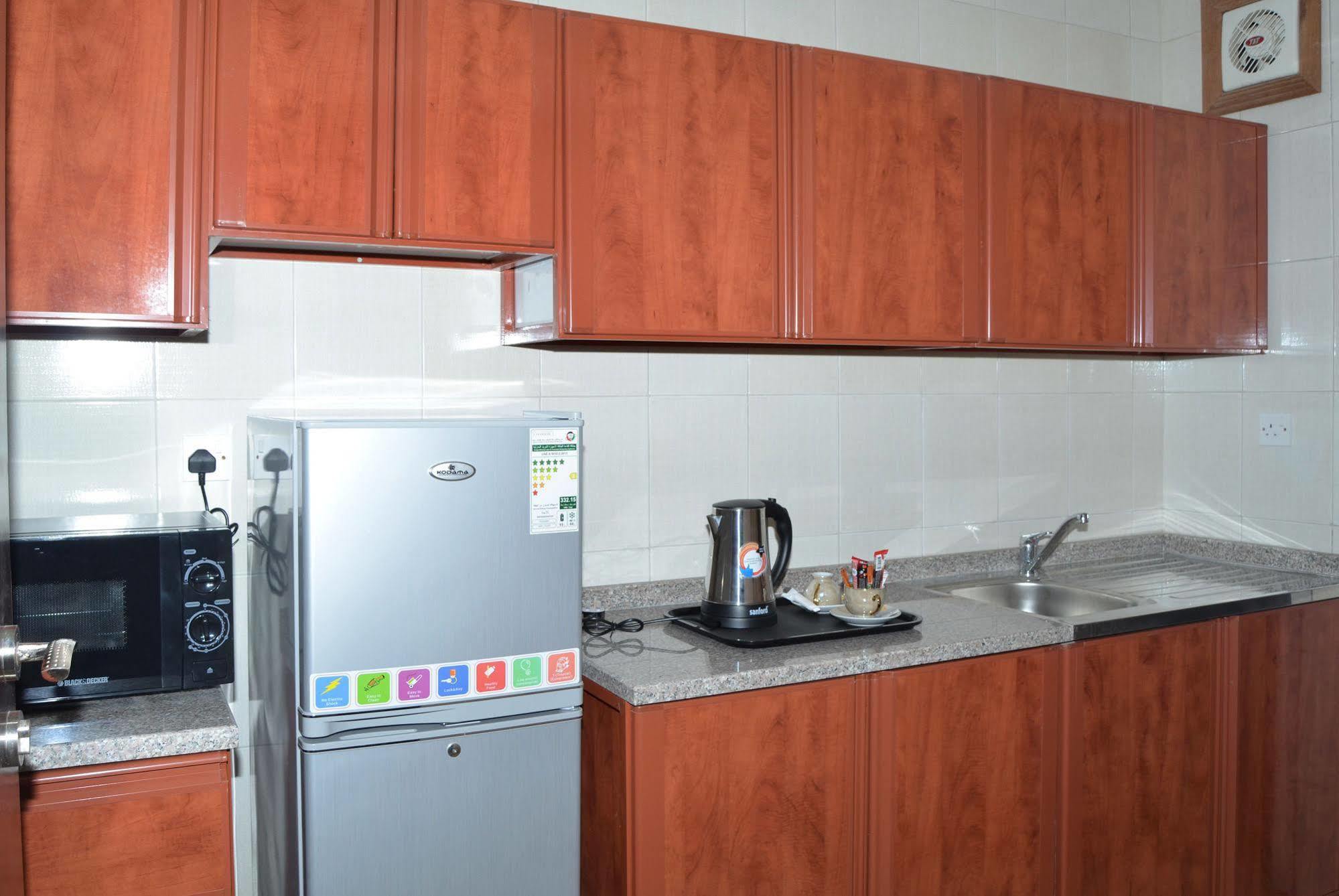 Al Khaleej Plaza Furnished Apartments Llc Acman Dış mekan fotoğraf