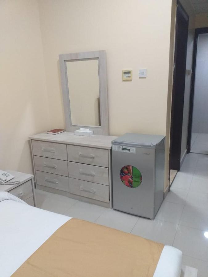 Al Khaleej Plaza Furnished Apartments Llc Acman Dış mekan fotoğraf